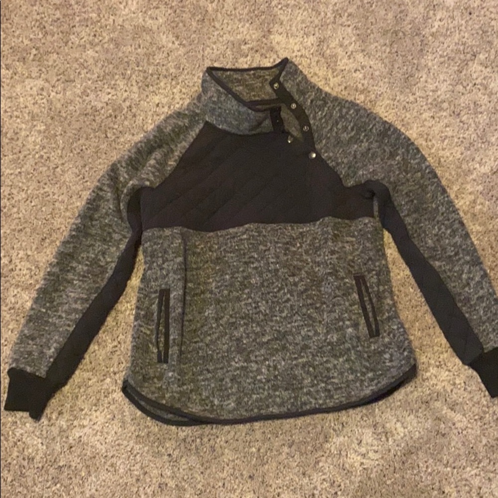 Abercrombie & Fitch 1/4 Button